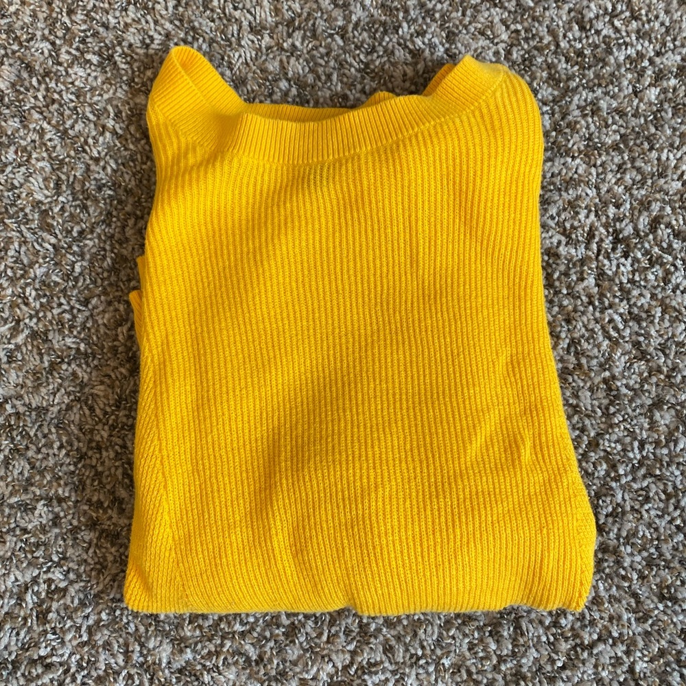 Banana Republic sweater